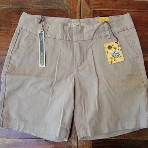 Hybrid & Company Women's Bermuda Shorts Size 11